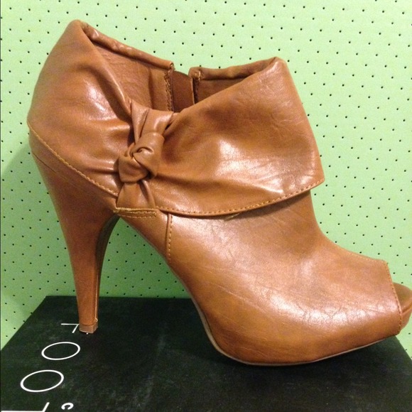 Charlotte Russe Peep Toe Booties - Picture 2 of 4