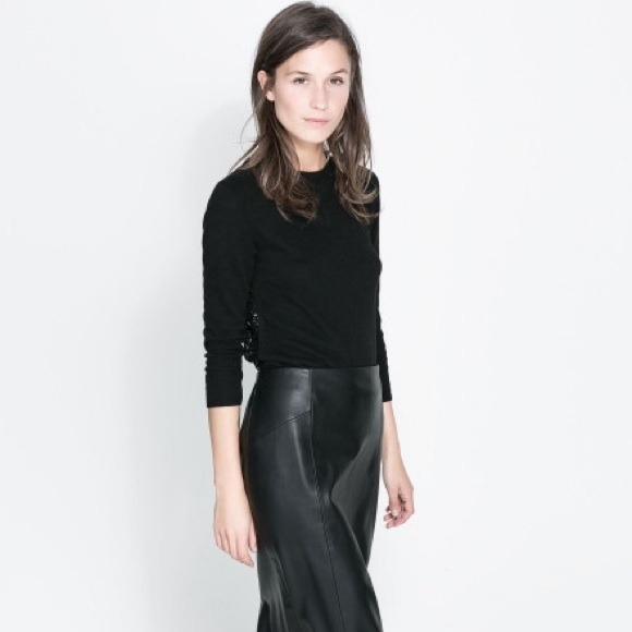 ZARA. New. Long sleeve top with lace back - Picture 2 of 4