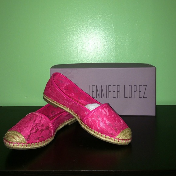Jenifer Lopez Shoes - 🎉🎉H.P. 5/11/15🎉🎉 Jennifer Lopez lace flats.