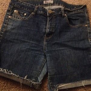 Jean Shorts 💕