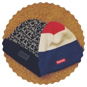 Supreme& Black Scale Beanie Bundle