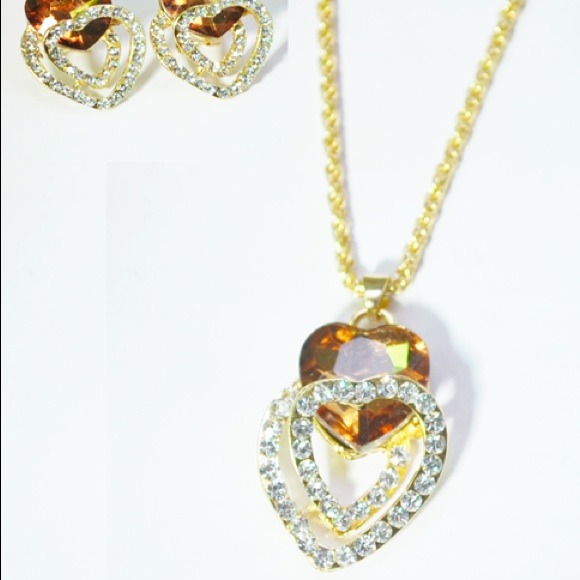 Jewelry - Heart jewelry necklace & earrings gift set
