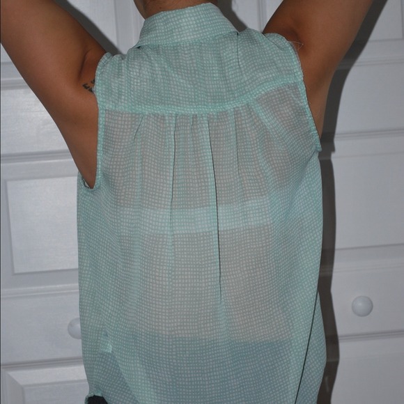 Sheer blouse - Picture 2 of 4