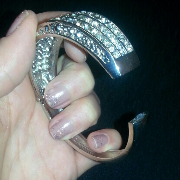 ****Sold****Gorgeous braclet - Picture 3 of 3