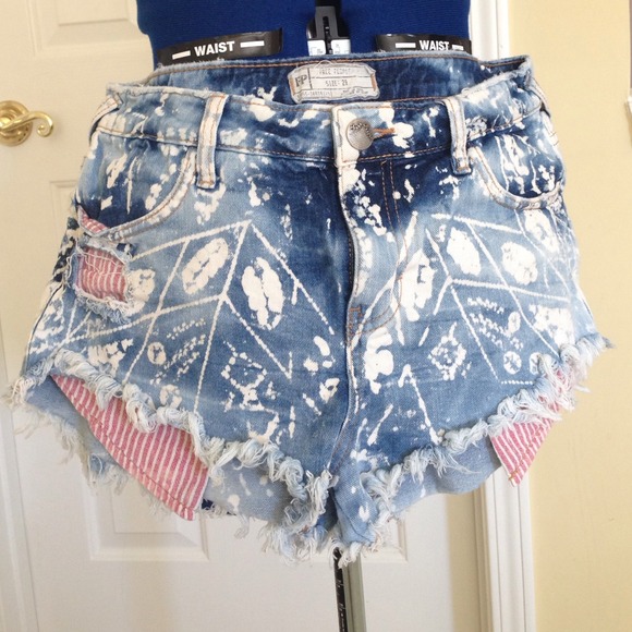 Free People high waisted shorts size 29