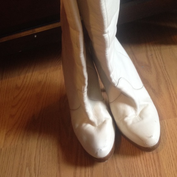 Boots - Picture 2 of 2