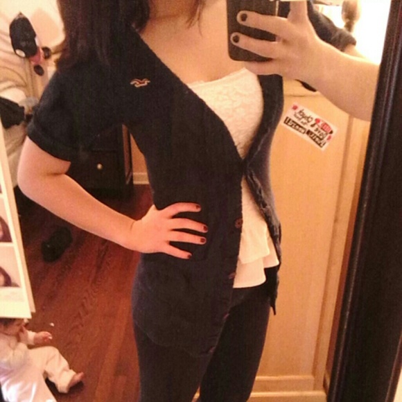 Hollister short sleeve cardigan