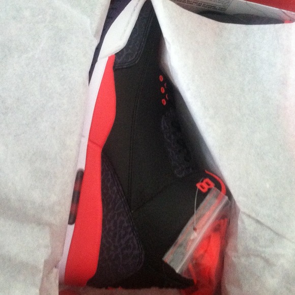 Brand new retro 3s 200pp