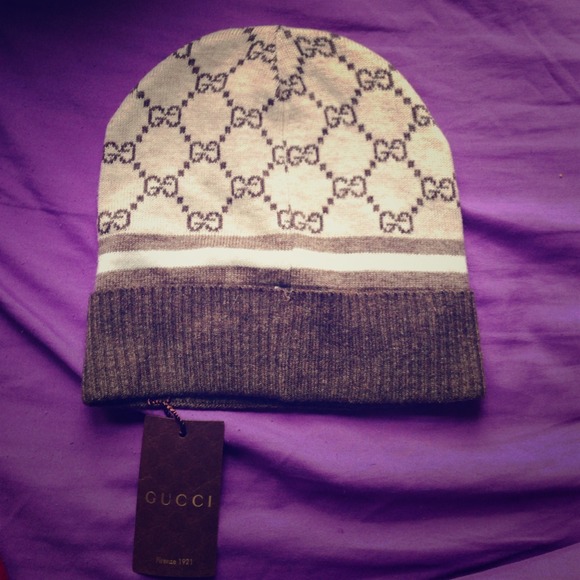 Authentic Gucci beanie new with tags