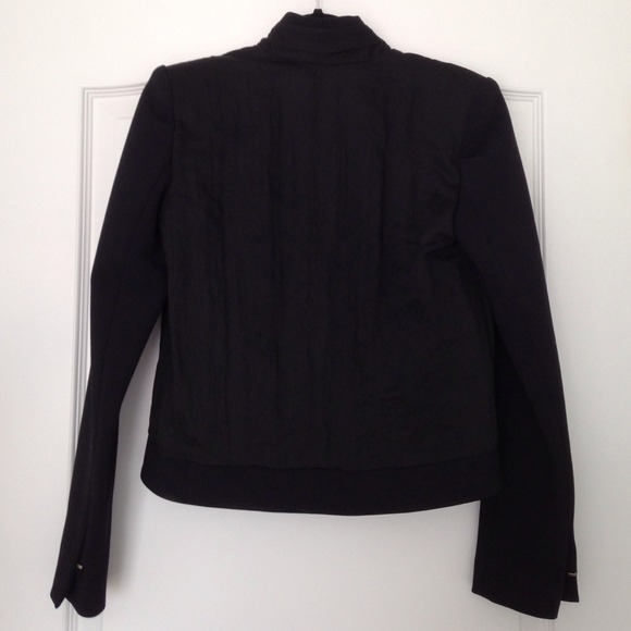 BXY puckered satin black blazer - Picture 3 of 4