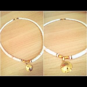 SALE! Gorgeous Hawaiian sea shell necklace