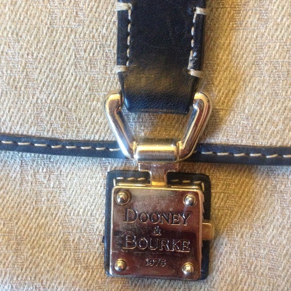 Dooney and Bourke Wristlet! - Picture 2 of 2
