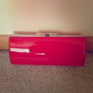 Red patent clutch