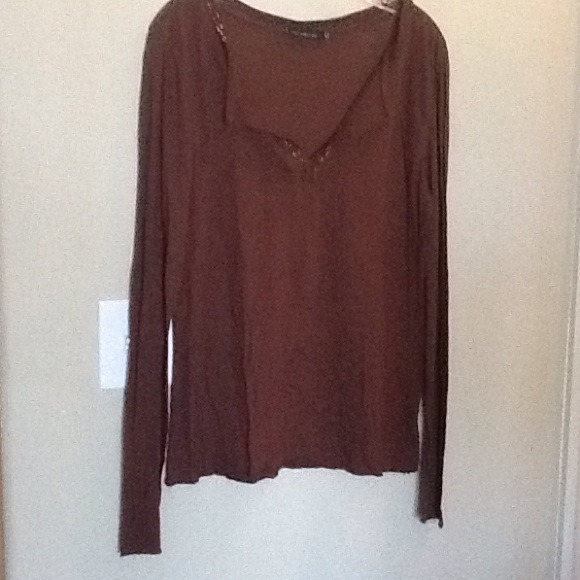 SOLD - Picture 3 of 4