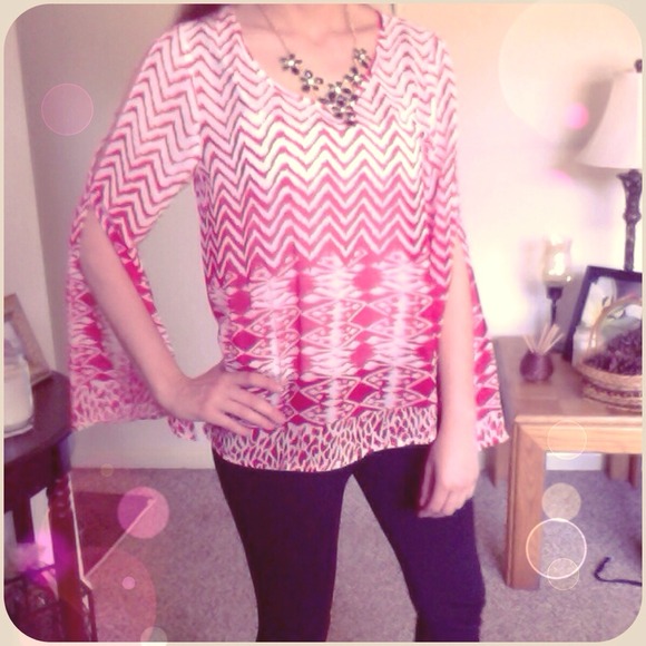 Chiffon Angel Sleeve Top - Picture 3 of 4