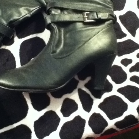 (X) Black leather Knee High Boots Sz 8.5 - Picture 3 of 4