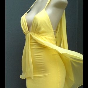 Bebe dress large yellow