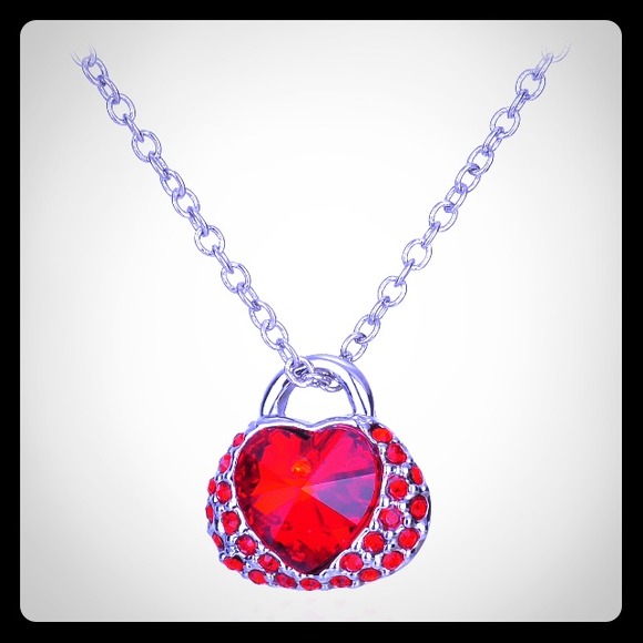 Necklace - Picture 1 of 1