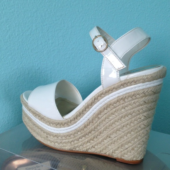 Madeline platform sandals - Picture 3 of 5