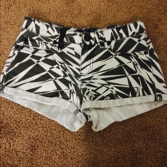Mid-High Waist