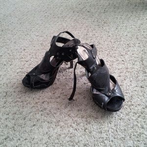 Dollhouse heels