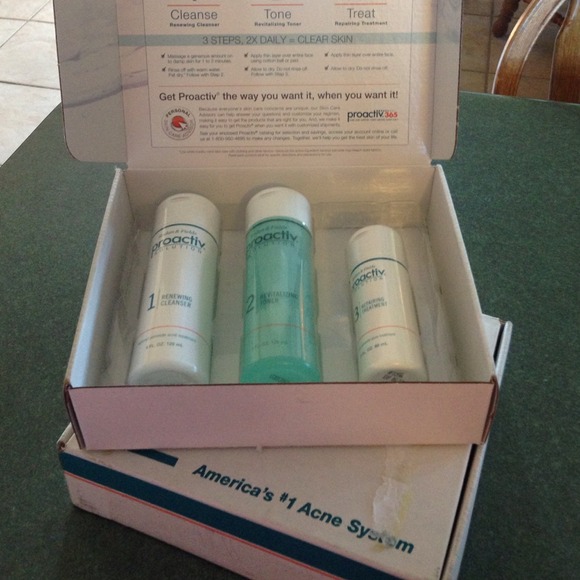 ❌❌ HOLD ❌❌2 sets of Proactiv -- NEW