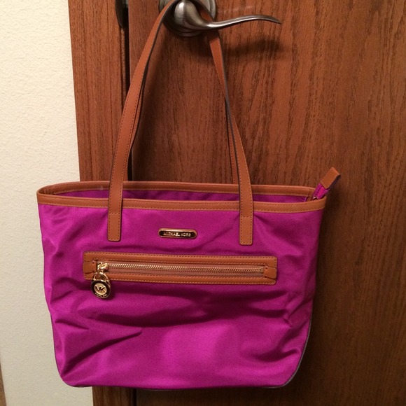 Michael Kors tote