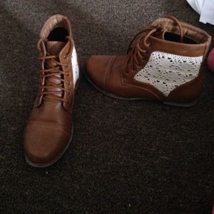 Size 7 Sarah Jayne boots