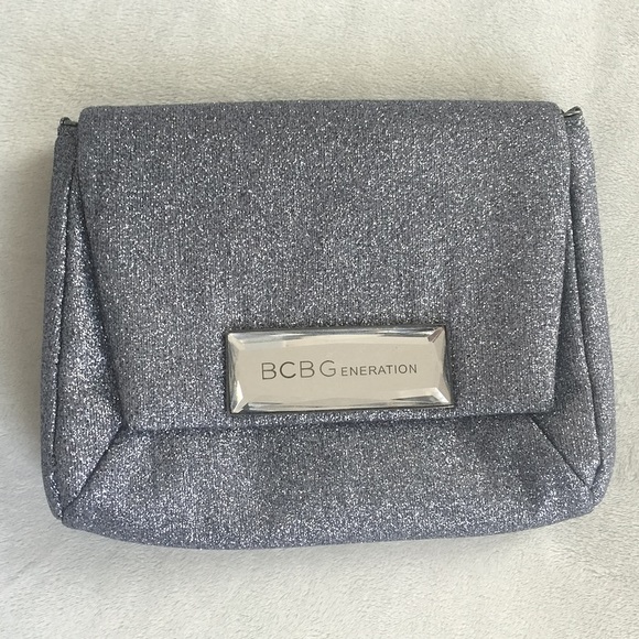 🐰 3/$26! [NWT] mini mirrored crossbody bag