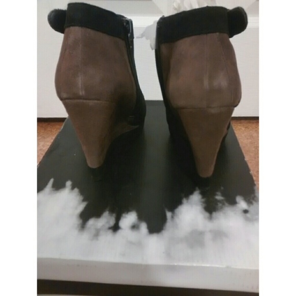 SOLD on Vint - DV Dolce Vita ankle boots/booties - Picture 3 of 4