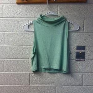 NWOT Mint crop top