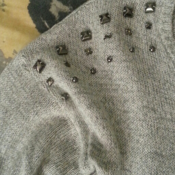 Sweater - Picture 2 of 2