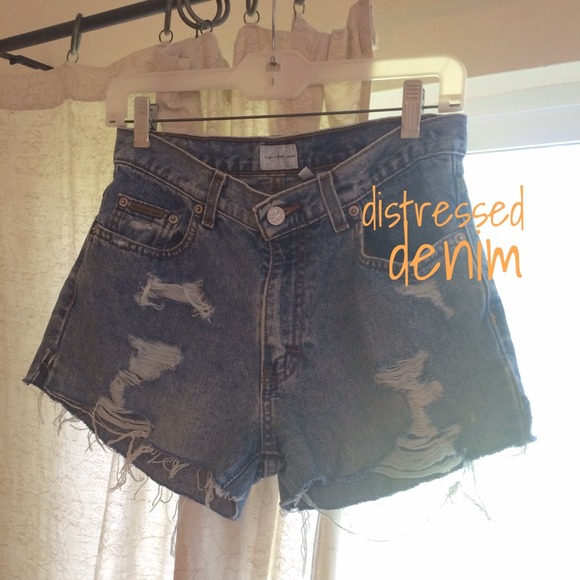 Distressed High-waist Shorts