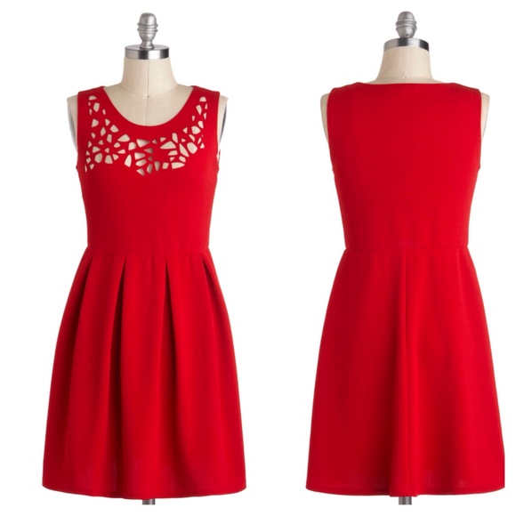 🚛 Moving Sale 🚛 Modcloth Clipping Garland Dress