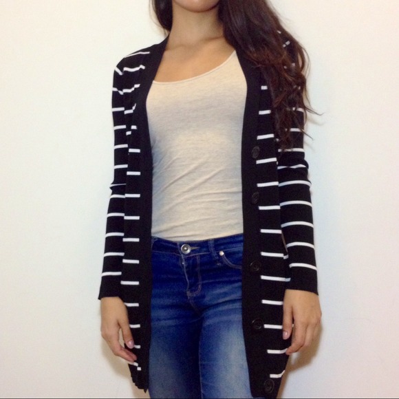 ๐ซSOLD๐ซ 360 Sweater Striped Cardigan - Picture 2 of 3