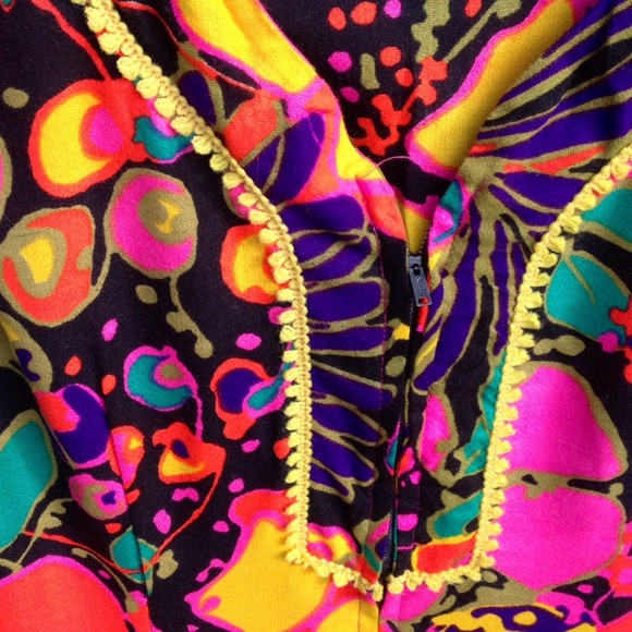 Vintage Vibrant Mini GoGo Dress 1960's. - Picture 2 of 3