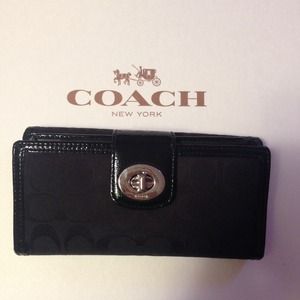 Coach wallet