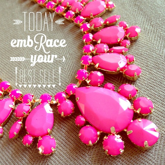 Jewelry - 🌺SOLD Neon Pink Vintage Style Glam Necklace🌺