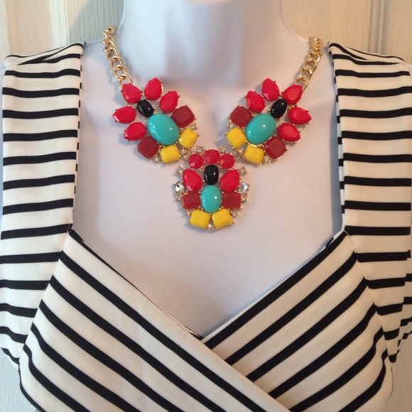 Necklace set