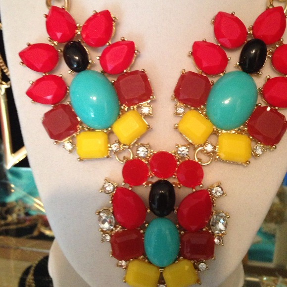 Necklace set - Picture 3 of 3