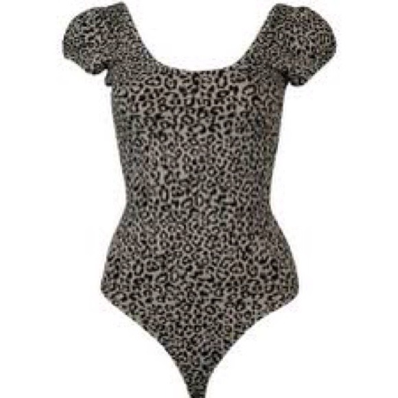 F21 Gray Leopard Bodysuit 💋