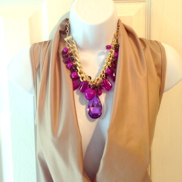 SOLD Necklace set
