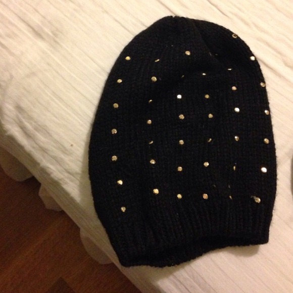Warm stylish hat