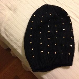 Warm stylish hat
