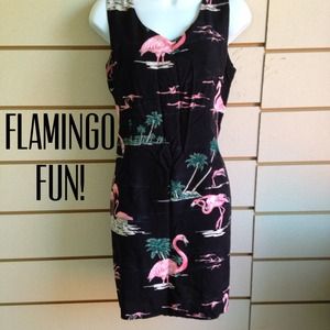 Fun and flirty tropical flamingo dress🎀