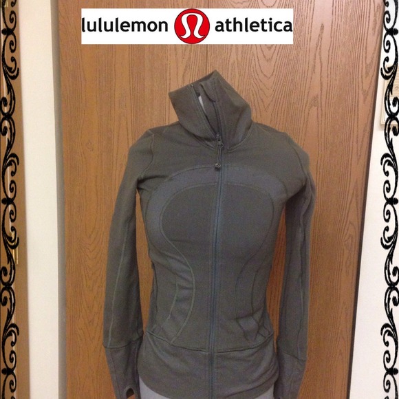 lululemon athletica Outerwear - In stride lululemon olive jacket!