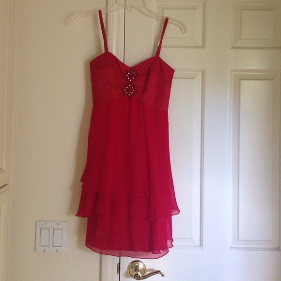 Red Jessica McClintock prom dress