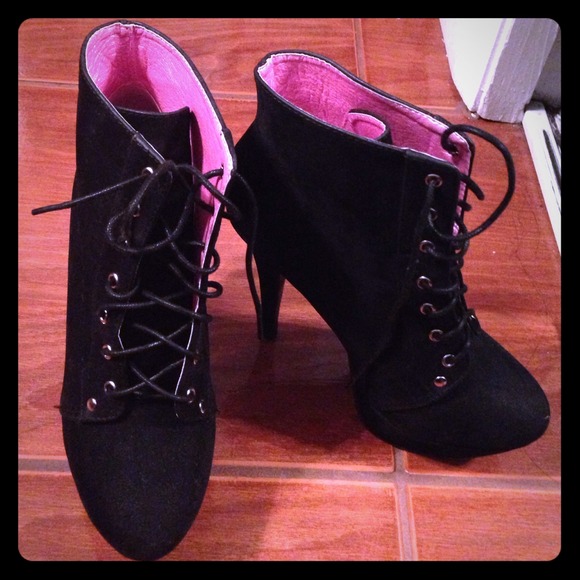 Sexy black boots