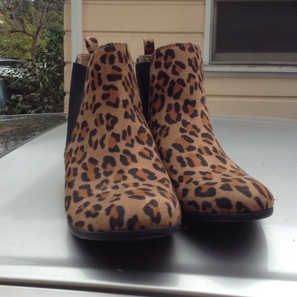 Cheetah booties