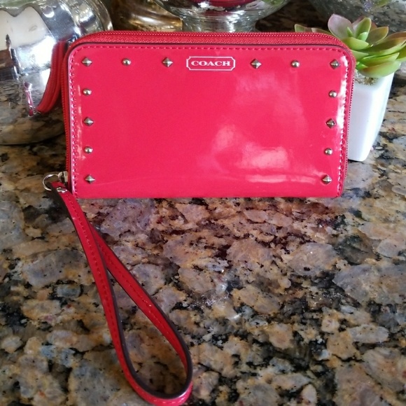 COACH RED Liquid Gloss Studded Wristlet/Phone Case - Picture 4 of 4